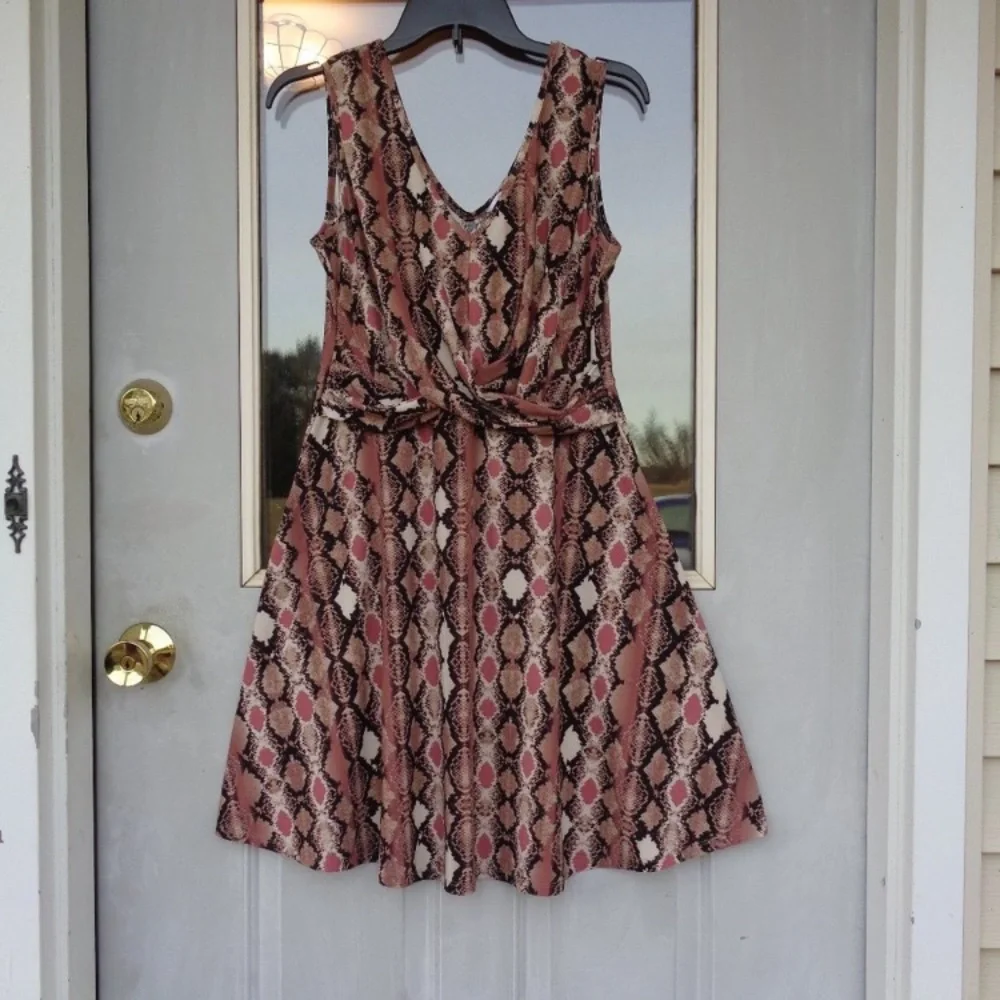 Candie’s python print animal print fit & flare dress w stretch L jr - Picture 14 of 15